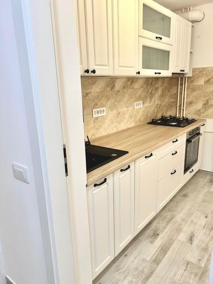 Apartament cu 2 camere decomandat, mobilat în Apărătorii Patriei