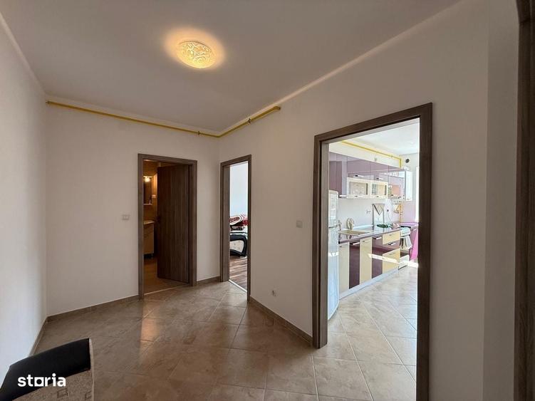 Apartament cu 2 camere decomandat în Pietroasa