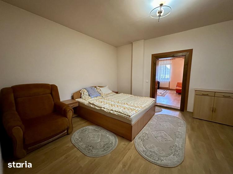 Casă cu 5 camere cu Teren 2037 Mp în Chirpăr