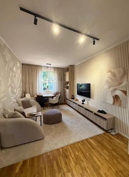 Apartament cu 3 camere decomandat, mobilat în Vatra Luminoasă