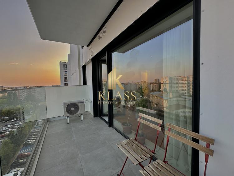 Apartament cu 3 camere semidecomandat în Cotroceni
