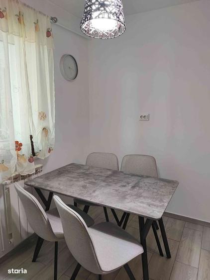 Apartament cu 3 camere în Eremia