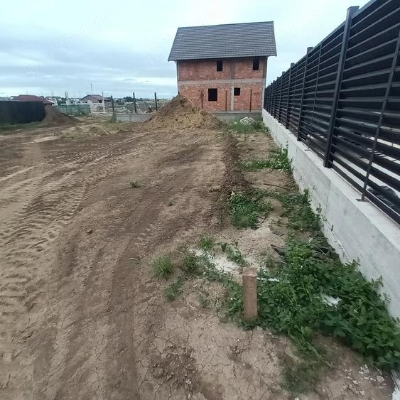 Teren de 570 mp, în Vânători