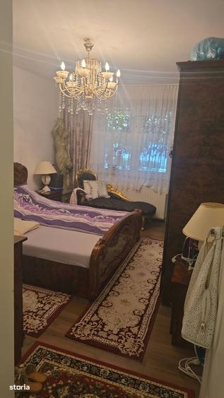 Apartament cu 3 camere în Solidarității