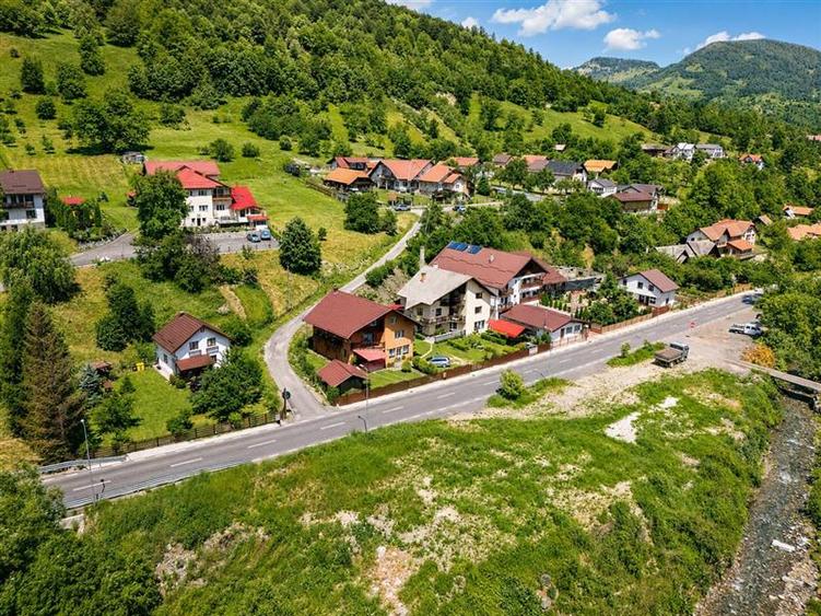 Tur 3D! Pensiune in areal pretios, Moieciu, Bran, Brasov - 1