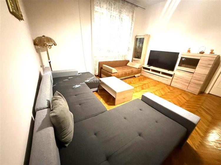 Apartament 3 camere, zona Centrala
