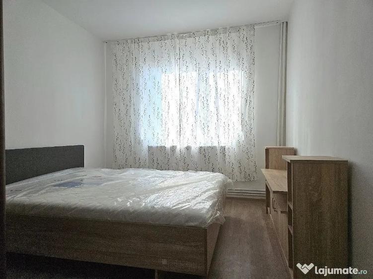 Apartament cu 2 camere semidecomandat în Aurel Vlaicu