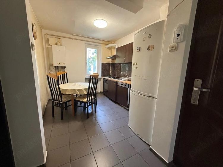 Apartament cu 2 camere semidecomandat în Central