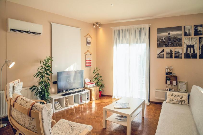 Apartament cu 2 camere decomandat în Popești-Leordeni — fotografia 2