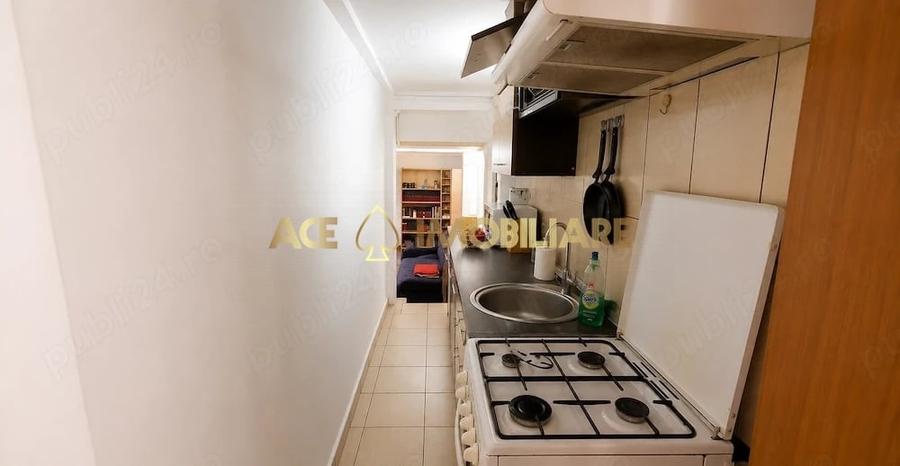 Apartament cu 3 camere semidecomandat, mobilat în Parcul Carol