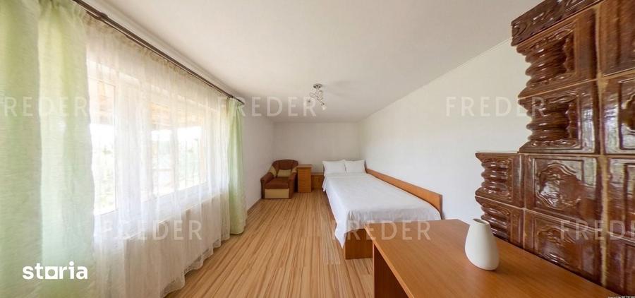Casă cu 5 camere cu Teren 307.75 Mp în Central
