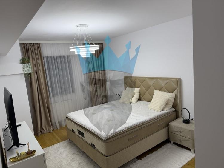 Apartament cu 3 camere semidecomandat, mobilat în Pipera