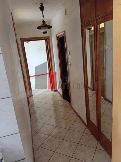 Apartament cu 2 camere decomandat, mobilat în Crângași