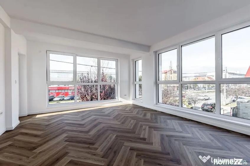 Spațiu comercial, de 366 mp, în Pârneava