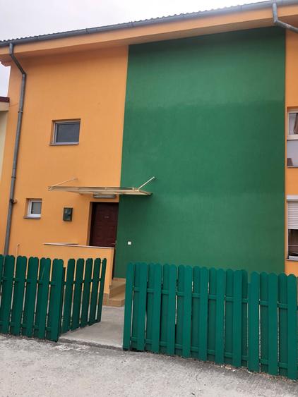 Casă cu 3 camere cu Canalizare în Boreal