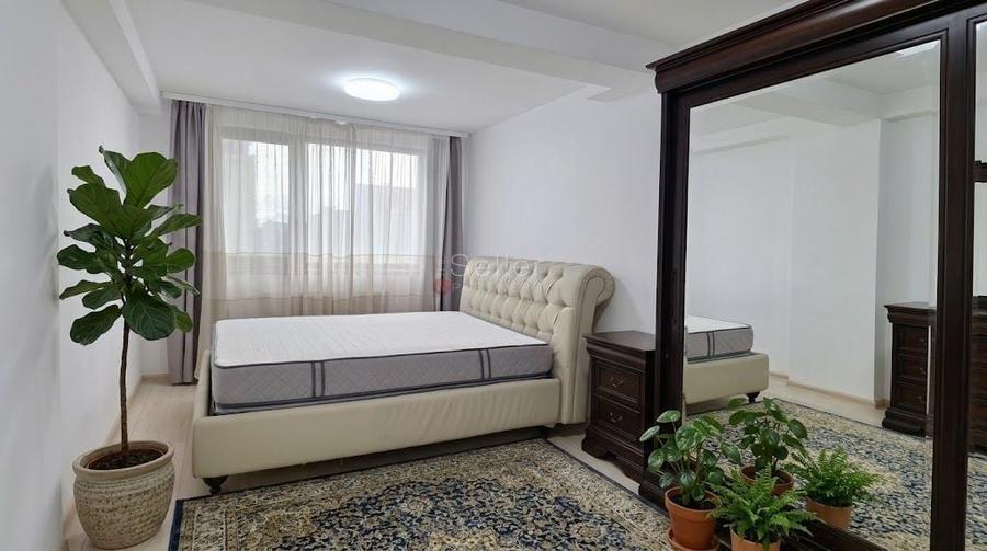 Apartament cu 2 camere decomandat, mobilat în Tractorul