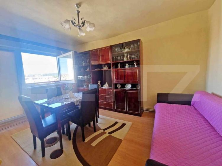 Apartament cu 3 camere decomandat, mobilat în Câmpia Turzii