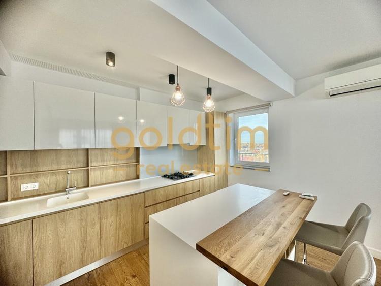 Apartament cu 3 camere semidecomandat, mobilat în Pipera