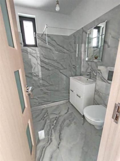 Casă cu 4 camere cu Teren 280 Mp în Alexandriei