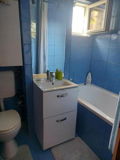 Apartament cu 2 camere semidecomandat în Aurel Vlaicu