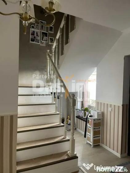 Casă cu 4 camere cu Teren 555 Mp în Central