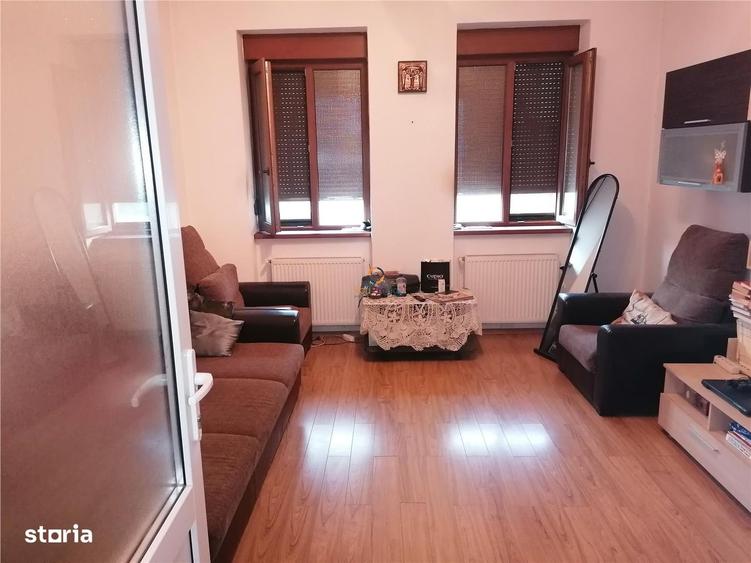 Casă cu 2 camere în Dâmbovița