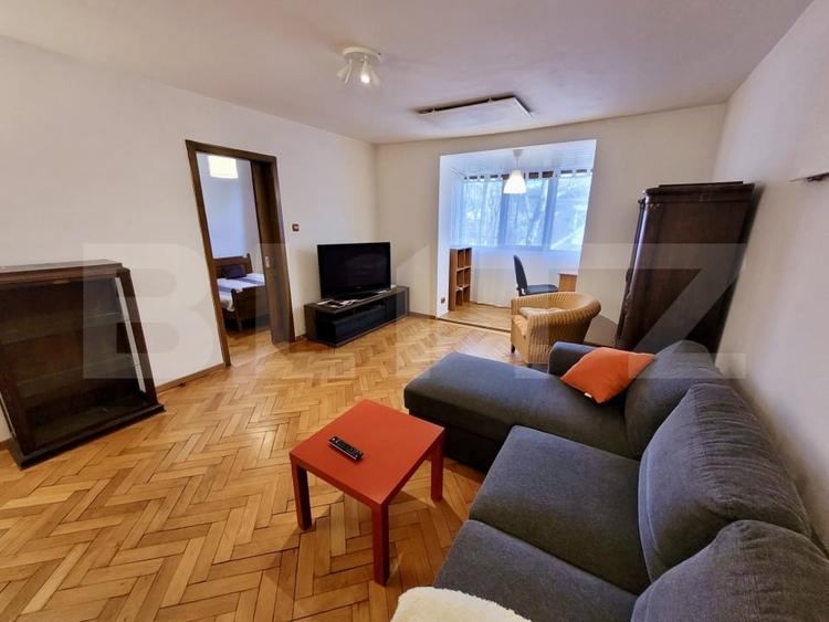 Apartament cu 2 camere semidecomandat, mobilat în Complex Studențesc