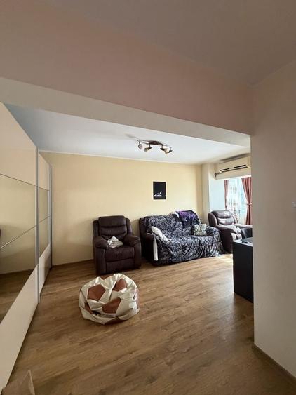 Apartament cu 2 camere decomandat în Crihala