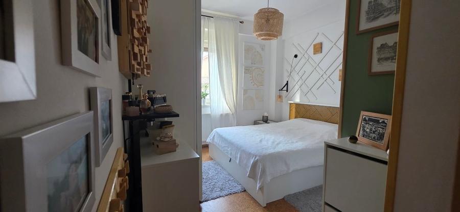Apartament cu 3 camere decomandat, mobilat în Aradului