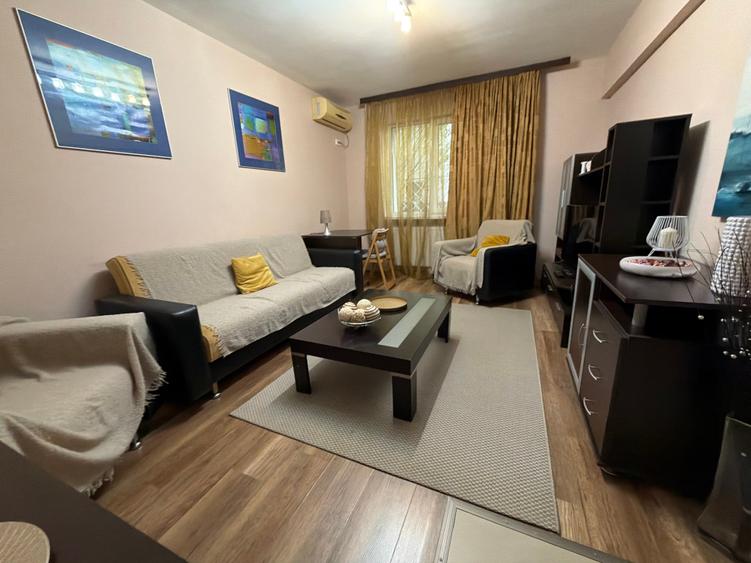 Apartament cu 2 camere semidecomandat în Domenii