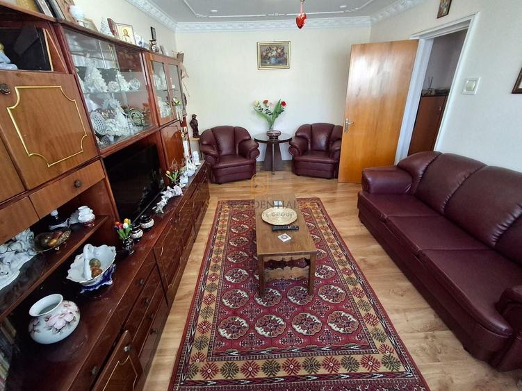 Apartament cu 3 camere semidecomandat, mobilat în Brâncoveanu