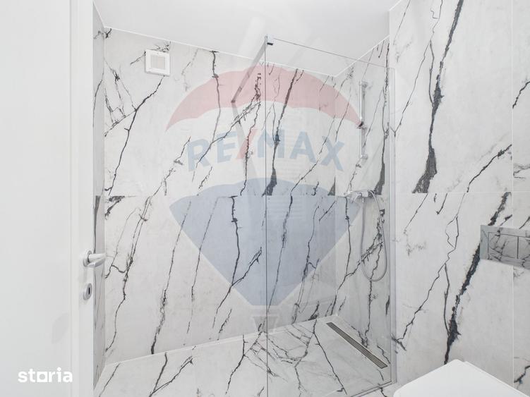 Apartament cu 4 camere în Central
