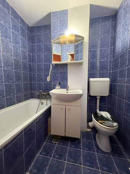Apartament 3 camere, etaj 2, semidecomandat - Piata Doina - 6