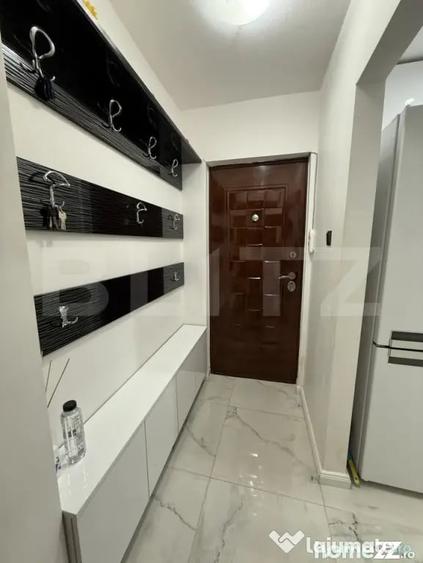 Apartament cu 2 camere semidecomandat în Micro 14