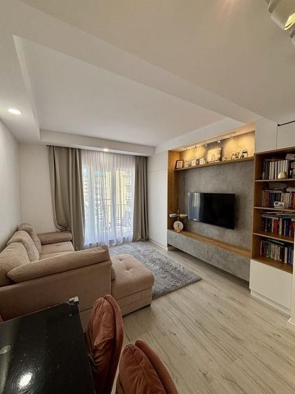 Apartament cu 2 camere decomandat în Crețuleasca