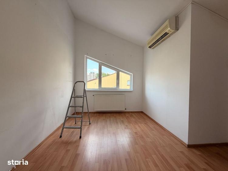 Casă cu 4 camere în Floreasca