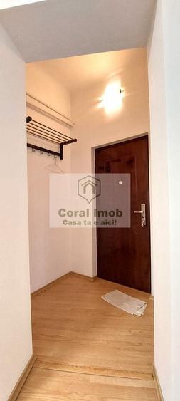 Apartament cu 3 camere semidecomandat, mobilat în Pache Protopopescu