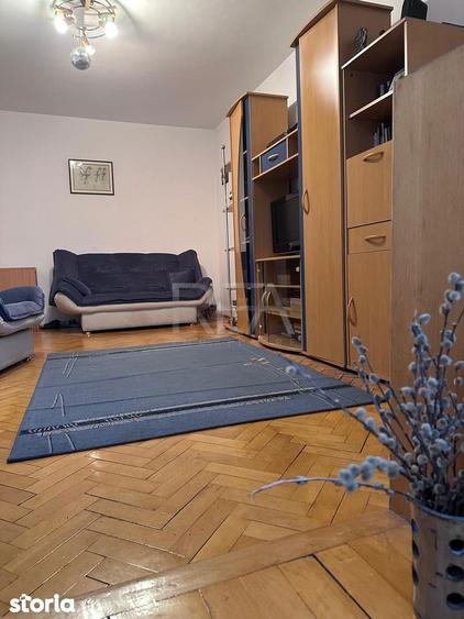 Apartament cu 3 camere decomandat în Tineretului