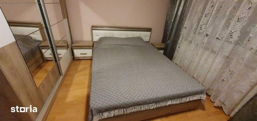 Apartament cu 3 camere decomandat în Gării