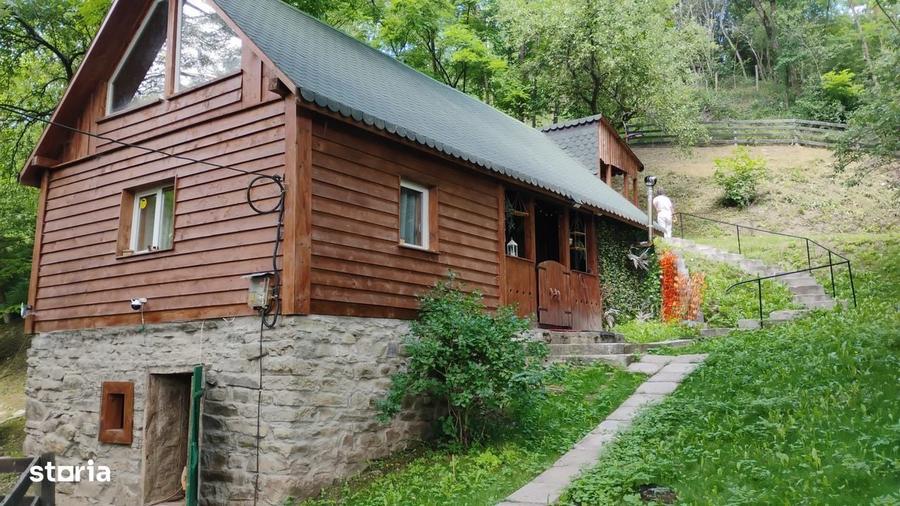 Casă cu 2 camere în Ocolișel