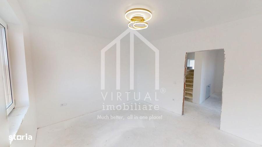 Casă cu 5 camere cu Teren 498 Mp în Roșia