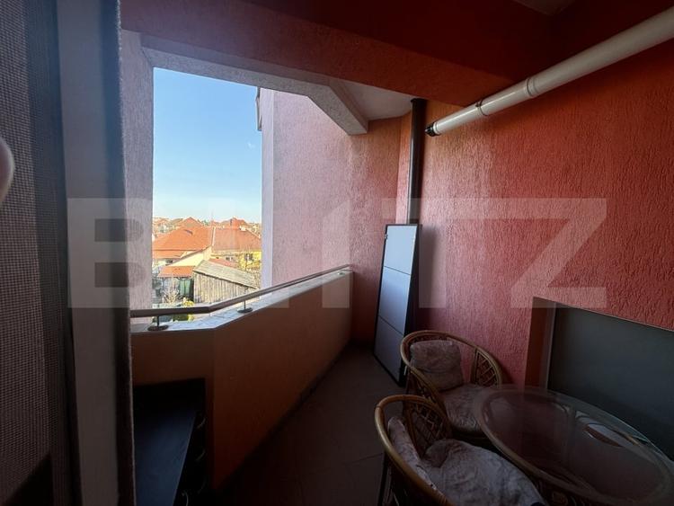 Apartament cu 3 camere decomandat, mobilat în 14 Mai