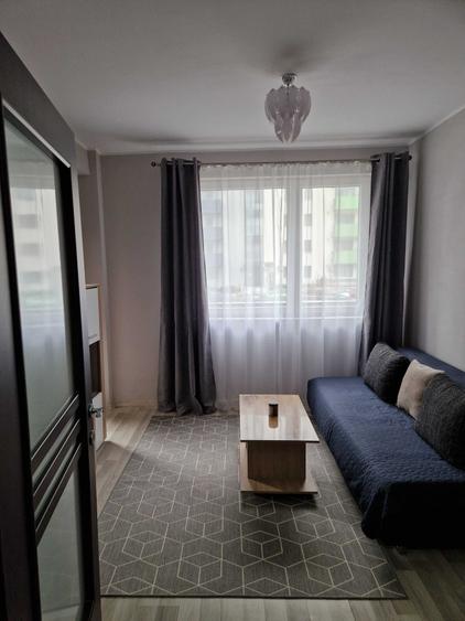 Apartament cu 2 camere semidecomandat în Sopor