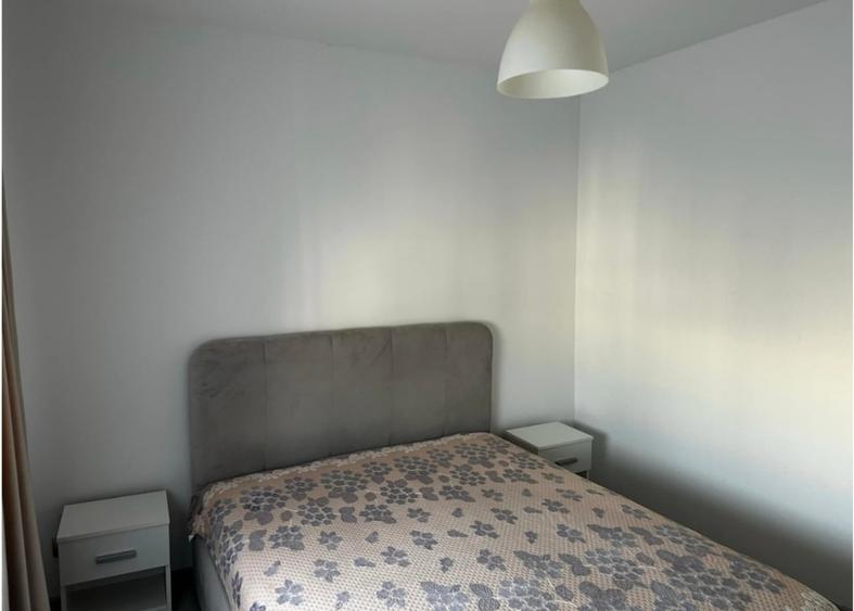 Apartament cu 2 camere decomandat în Drumul Taberei