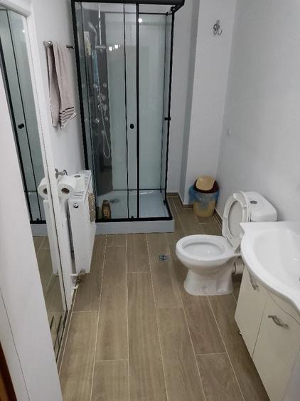 Apartament cu 3 camere semidecomandat în Fortuna