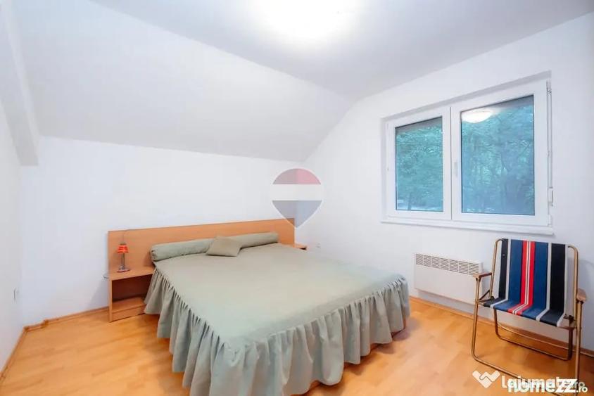 Casă cu 4 camere cu Teren 1292 Mp în Drăganu