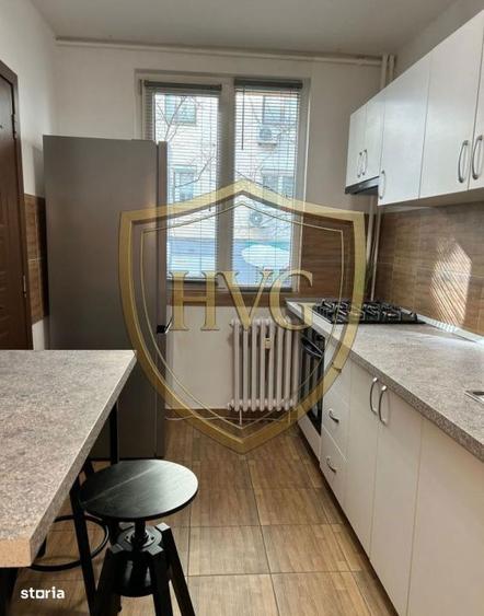 Apartament cu 3 camere în Drumul Taberei