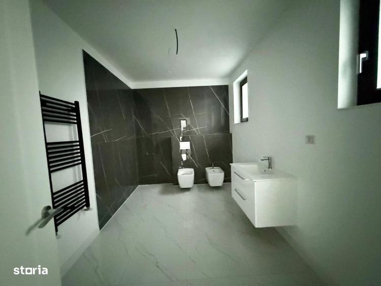 Casă cu 4 camere în Șimnicu de Jos
