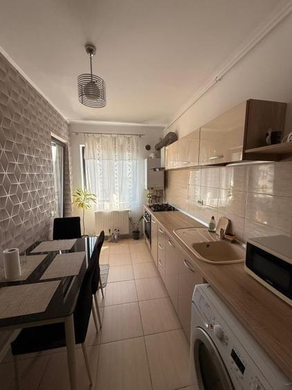 Apartament cu 2 camere decomandat, mobilat în Grozăvești