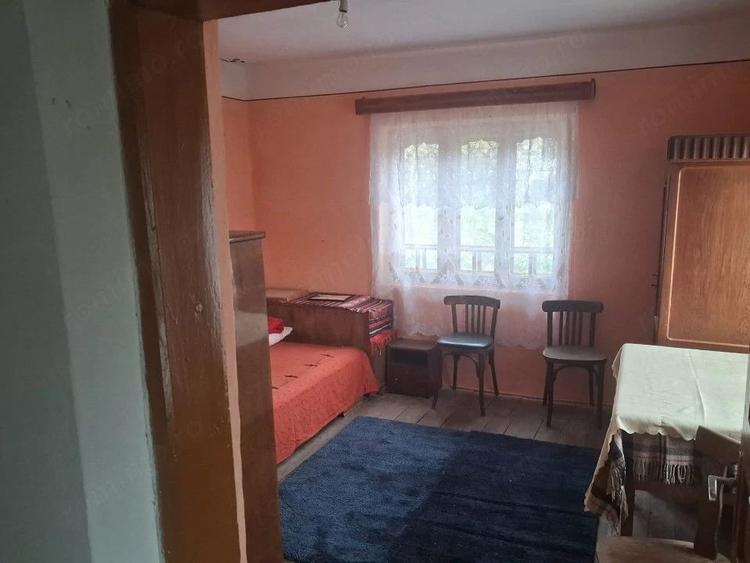 Casă cu 4 camere cu Teren 3116 Mp în Boroșteni